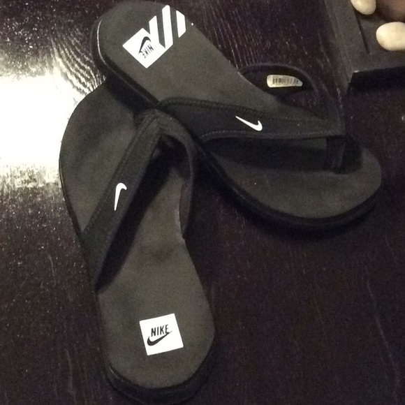 nike ultra thong flip flops